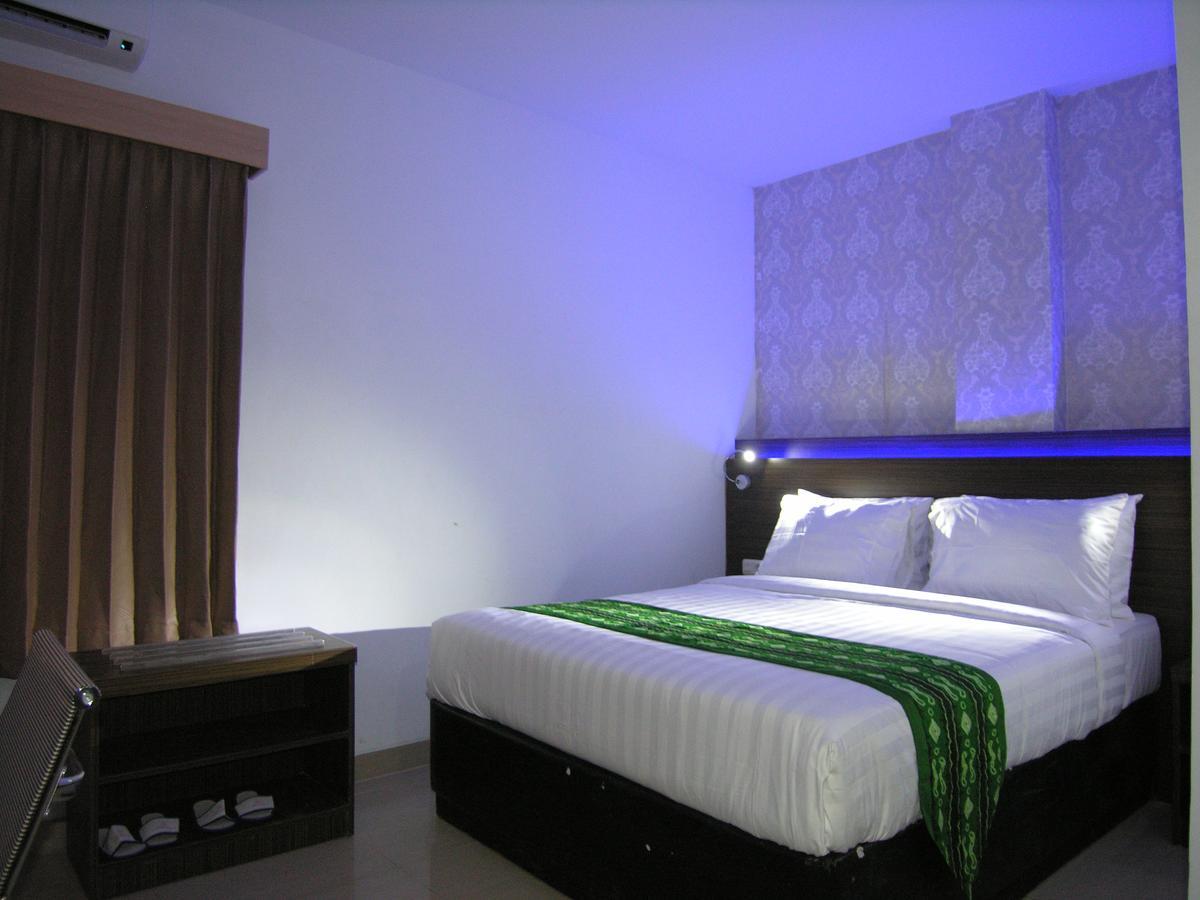 Hotel Delima Банджермасин Екстериор снимка